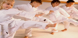 Taekwondo infantil para niños en Pino Montano